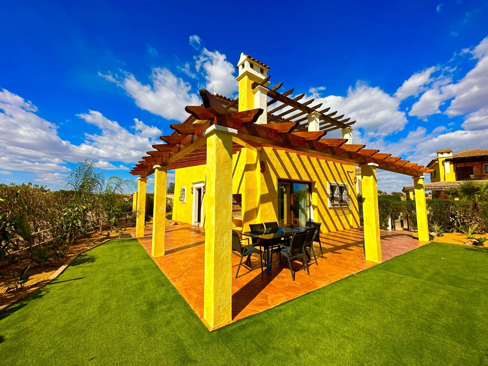 4 soveværelse Villa til salg i Cuevas del Almanzora med swimmingpool garage - € 406.850 (Ref: 7436039)