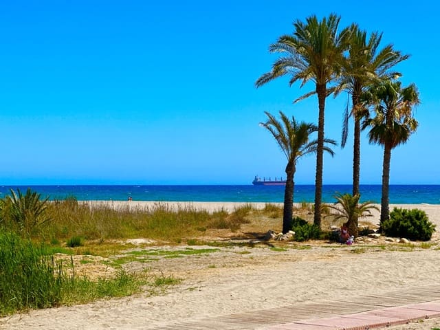 1 Zimmer Penthouse zu vermieten in Las Marinas - Pueblo Laguna, Vera mit Pool Garage - 795 € (Ref: 7562436)