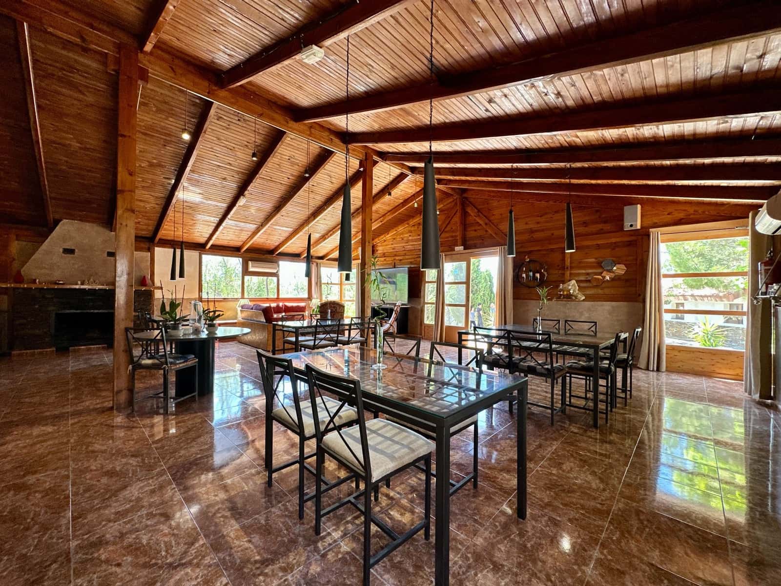 5 soveværelse Erhverv til salg i Granada by med swimmingpool garage - € 550.000 (Ref: 7573124)