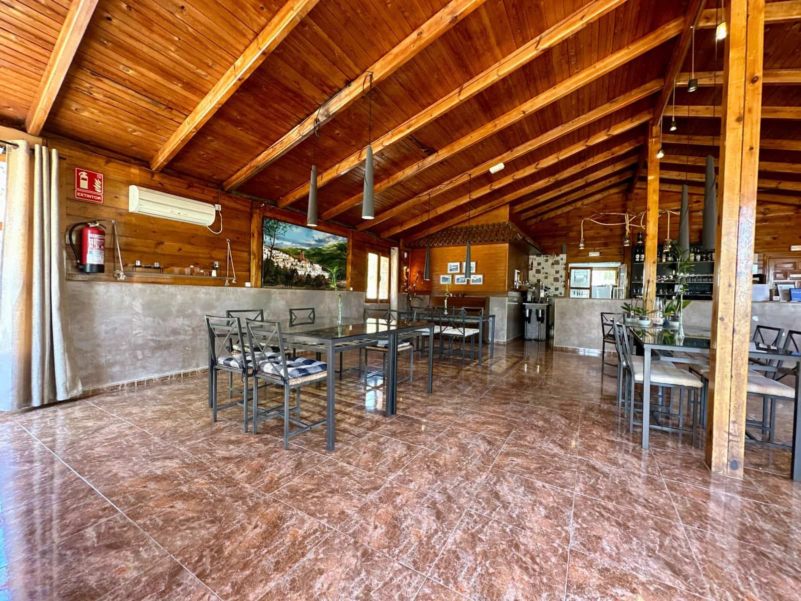 5 soveværelse Erhverv til salg i Granada by med swimmingpool garage - € 550.000 (Ref: 7573124)