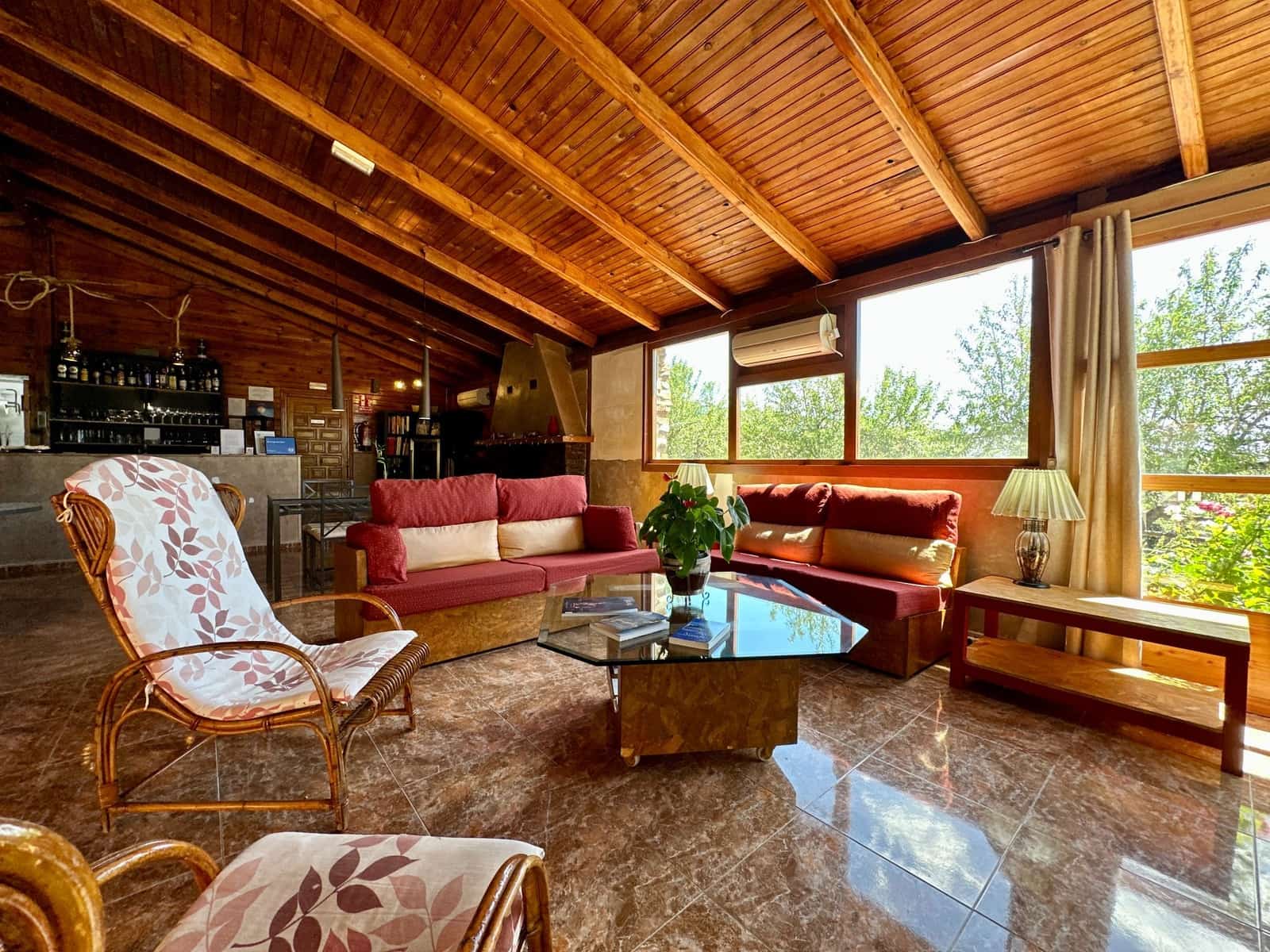 5 soveværelse Erhverv til salg i Granada by med swimmingpool garage - € 550.000 (Ref: 7573124)