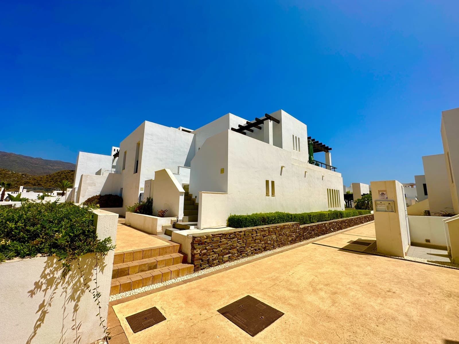 2 soveværelse Penthouse til leje i Mojacar med swimmingpool garage - € 1.295 (Ref: 7775557)