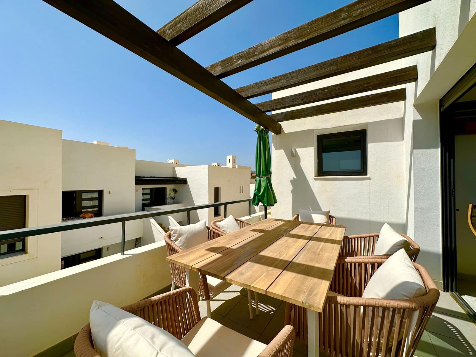 2 soveværelse Penthouse til leje i Mojacar med swimmingpool garage - € 1.295 (Ref: 7775557)