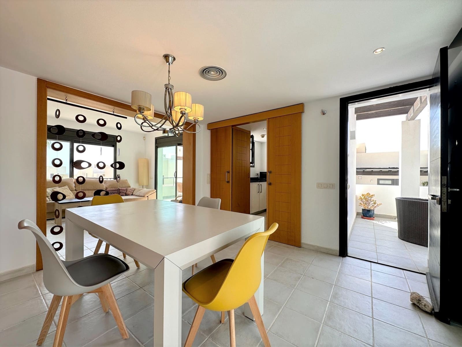 2 soveværelse Penthouse til leje i Mojacar med swimmingpool garage - € 1.295 (Ref: 7775557)