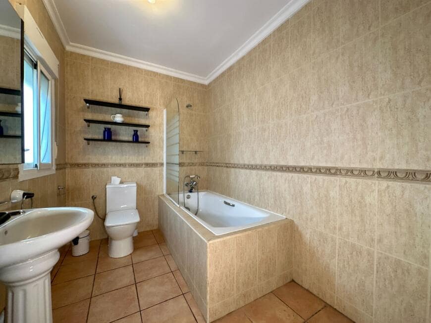 6 soveværelse Villa til salg i Villaricos med swimmingpool garage - € 275.000 (Ref: 7865676)