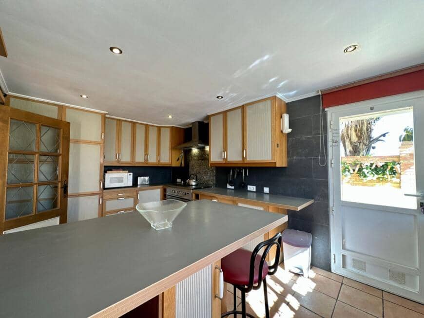 6 soveværelse Villa til salg i Villaricos med swimmingpool garage - € 275.000 (Ref: 7865676)