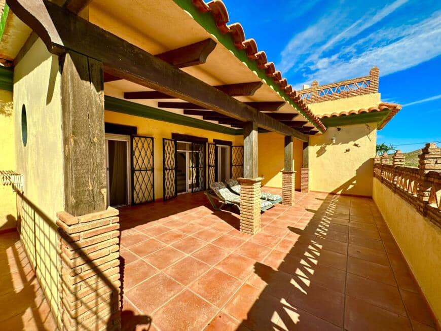 6 soveværelse Villa til salg i Villaricos med swimmingpool garage - € 275.000 (Ref: 7865676)