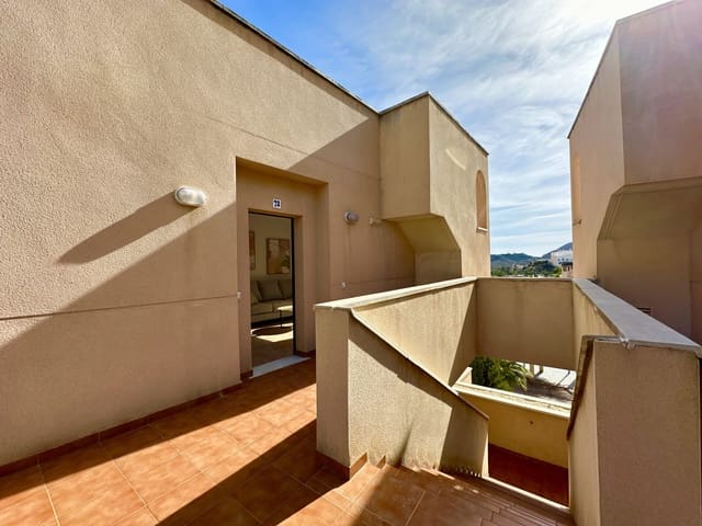 2 makuuhuone Kattohuoneisto myytävänä paikassa Los Collados - Los Geraneos, Aguilas mukana uima-altaan 
autotalli - 162 500 € (Ref: 8072649)