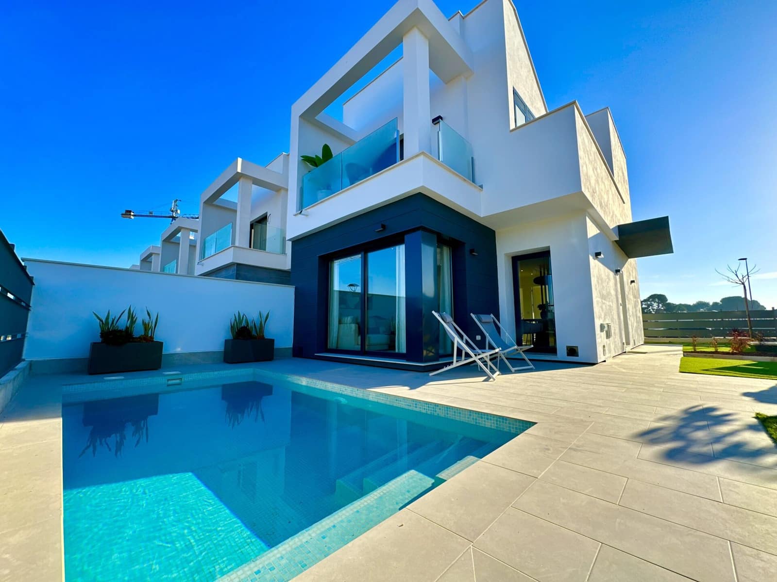 3 soveværelse Villa til salg i Santiago de la Ribera med swimmingpool garage - € 349.000 (Ref: 8075254)