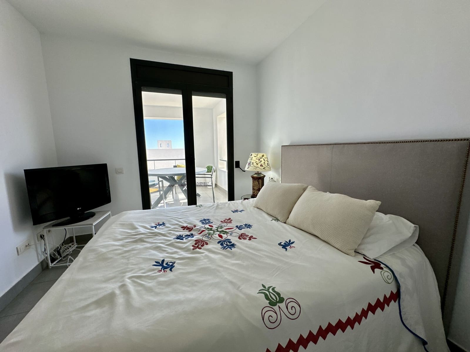 3 soveværelse Lejlighed til leje i Mojacar med swimmingpool garage - € 1.000 (Ref: 8142217)