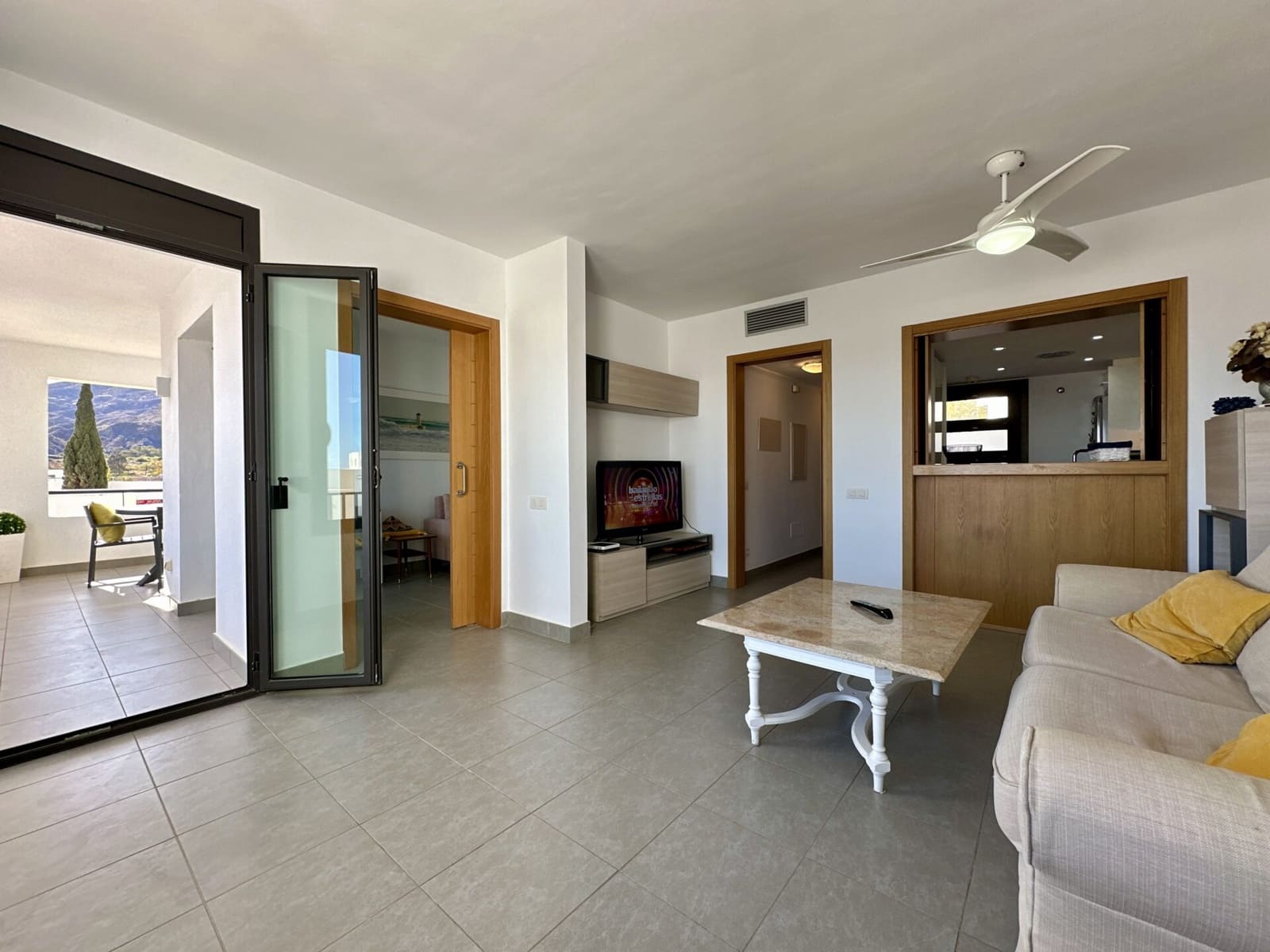 3 soveværelse Lejlighed til leje i Mojacar med swimmingpool garage - € 1.000 (Ref: 8142217)