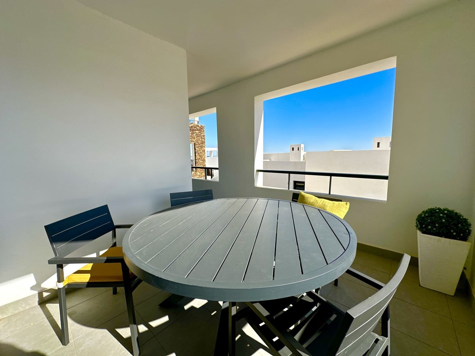 3 soveværelse Lejlighed til leje i Mojacar med swimmingpool garage - € 1.000 (Ref: 8142217)