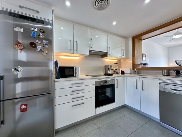 3 Zimmer Apartment zu vermieten in Mojácar mit Pool Garage - 1.000 € (Ref: 8142217)