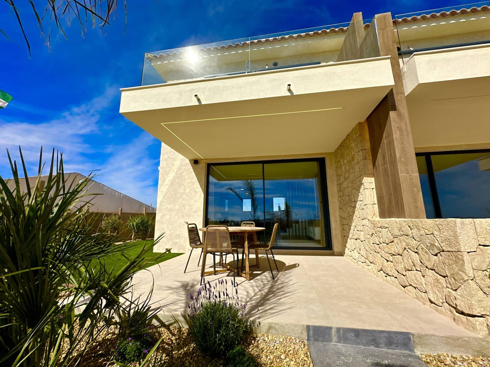 2 soveværelse Byhus til salg i Cuevas del Almanzora med swimmingpool garage - € 290.000 (Ref: 8142218)