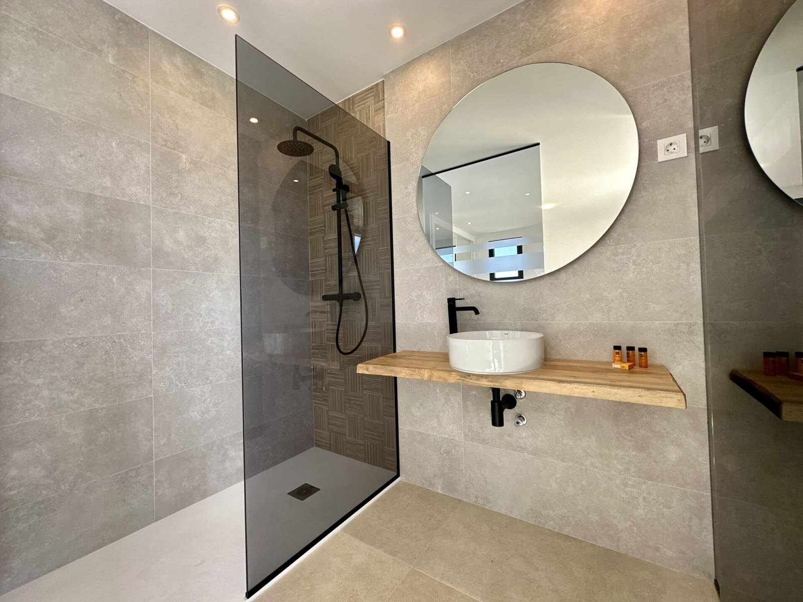 2 soveværelse Byhus til salg i Cuevas del Almanzora med swimmingpool garage - € 290.000 (Ref: 8142218)