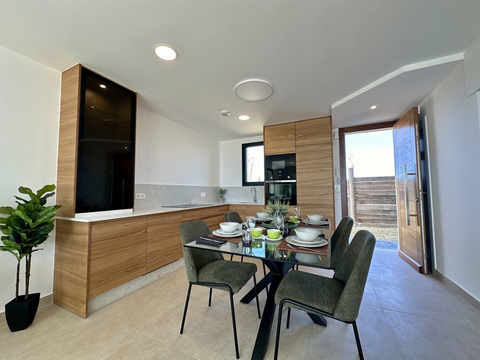 2 soveværelse Byhus til salg i Cuevas del Almanzora med swimmingpool garage - € 290.000 (Ref: 8142218)