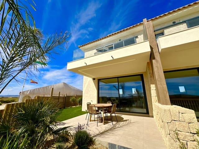 2 bedroom Townhouse for sale in Cuevas del Almanzora with pool garage - € 290,000 (Ref: 8142218)