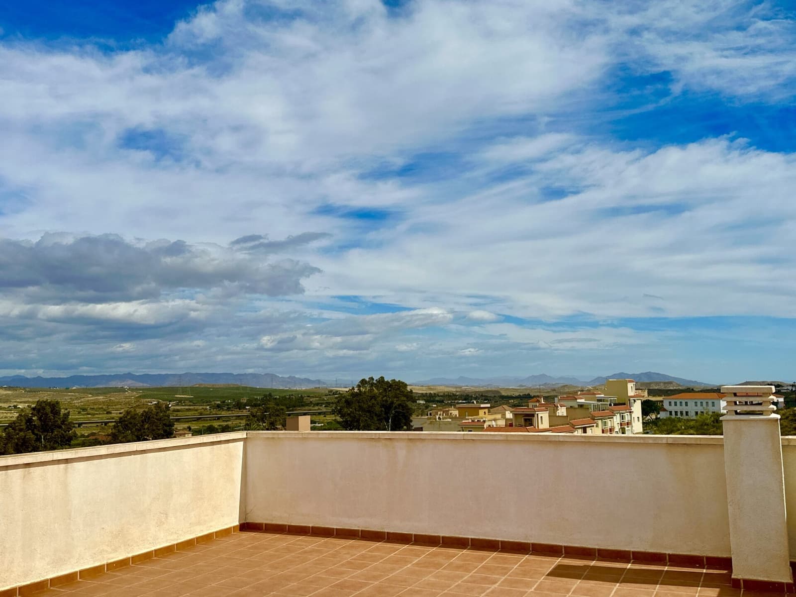 2 soveværelse Penthouse til salg i Turre med garage - € 72.000 (Ref: 8194866)