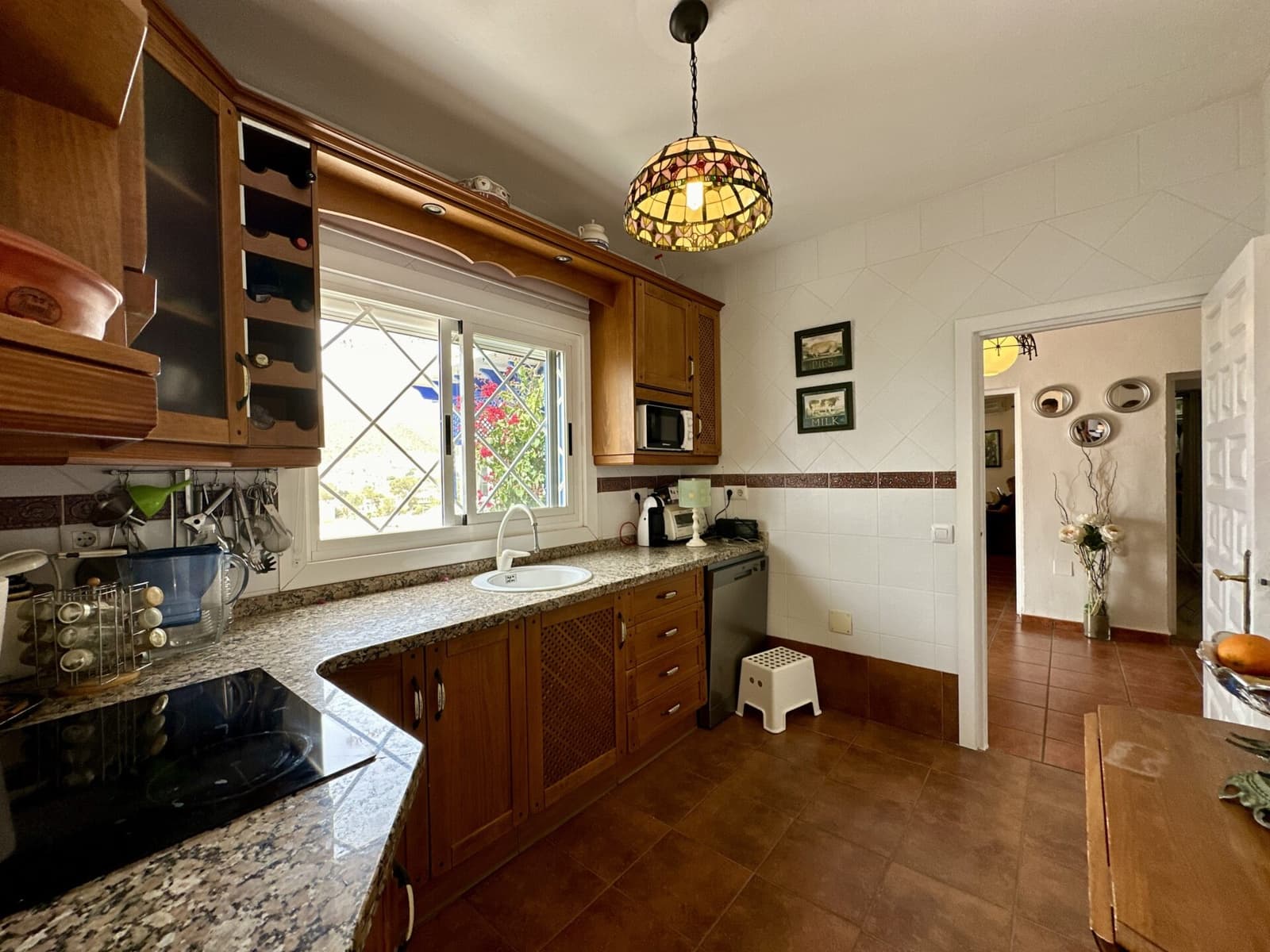 5 soverom Villa til salgs i San Jose med svømmebasseng garasje - € 990 000 (Ref: 8225786)