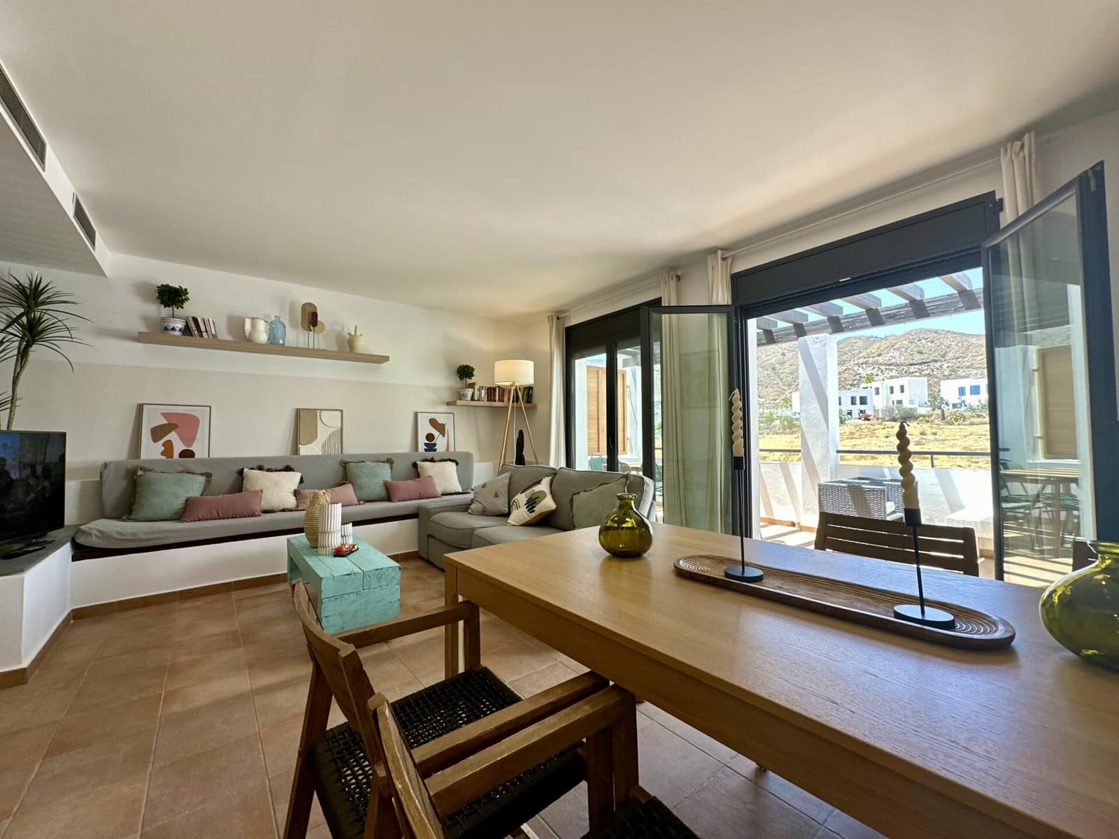 3 soveværelse Villa til leje i Mojacar med swimmingpool garage - € 1.450 (Ref: 8411230)