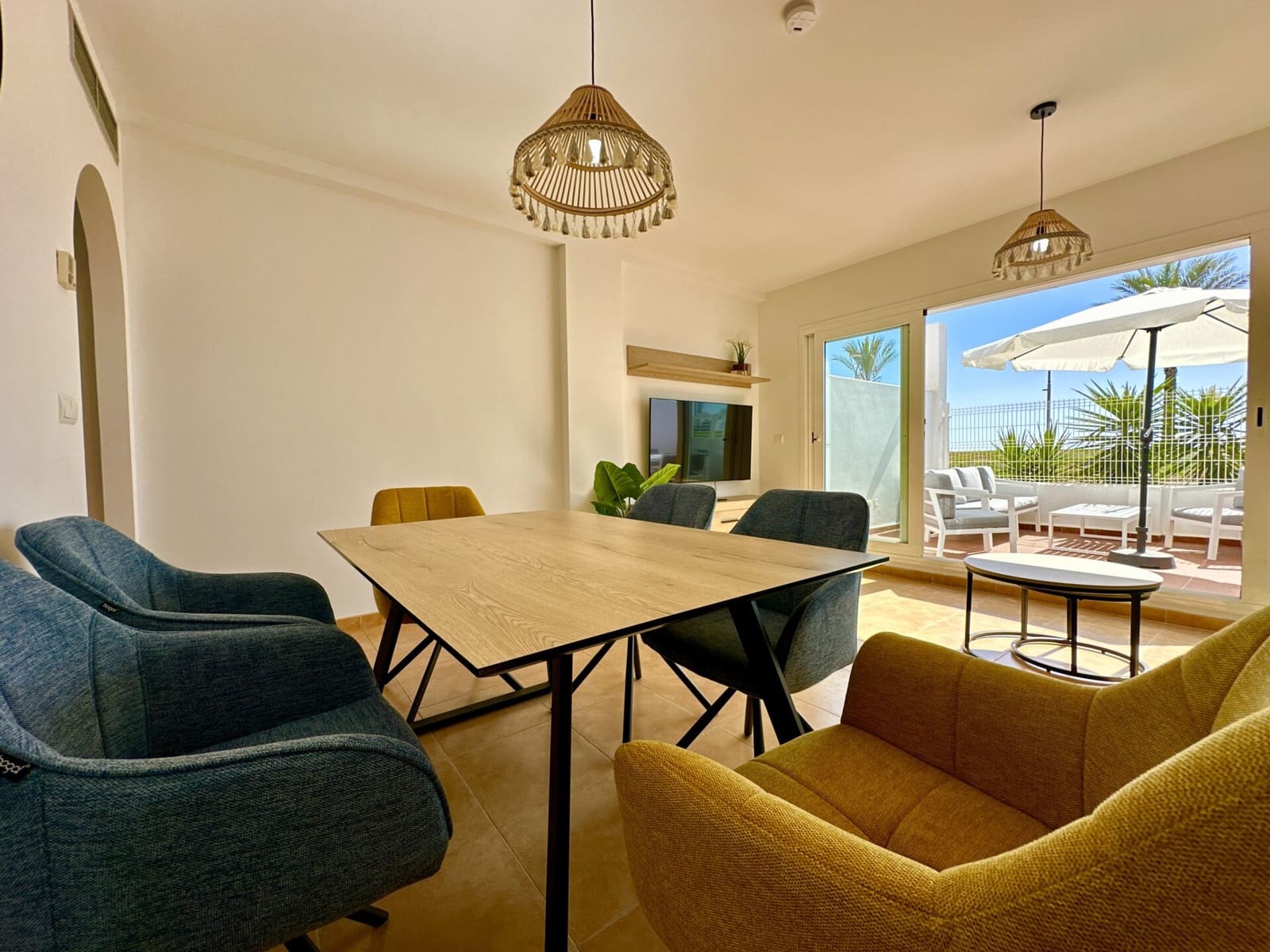 3 soveværelse Bungalow til leje i Mojacar med swimmingpool garage - € 1.395 (Ref: 8544485)