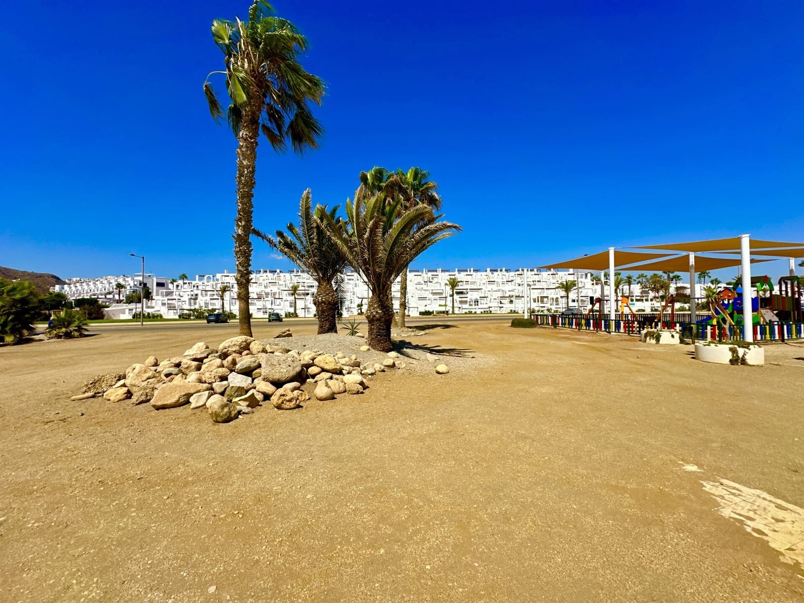 3 soveværelse Bungalow til leje i Mojacar med swimmingpool garage - € 1.395 (Ref: 8544485)