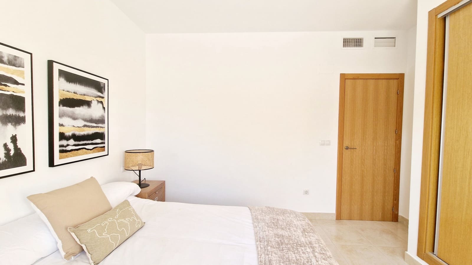 4 soverom Villa til salgs i Purias med svømmebasseng garasje - € 294 000 (Ref: 8561151)