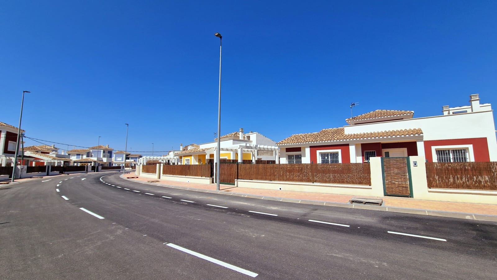 3 soverom Villa til salgs i Lorca med svømmebasseng garasje - € 254 000 (Ref: 8567842)