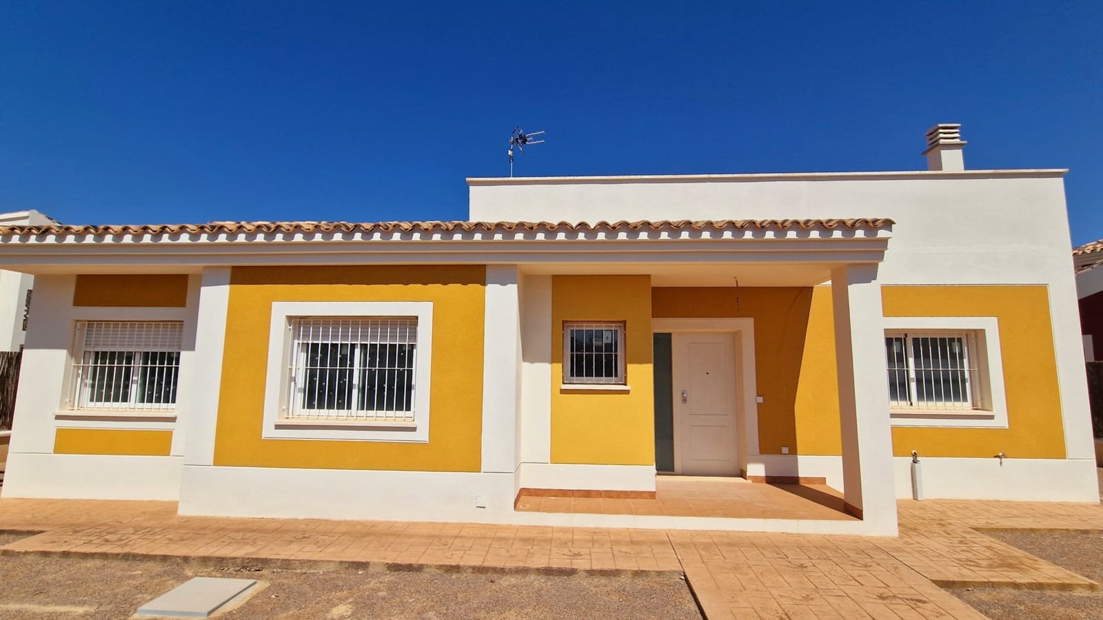 3 soverom Villa til salgs i Lorca med svømmebasseng garasje - € 254 000 (Ref: 8567842)