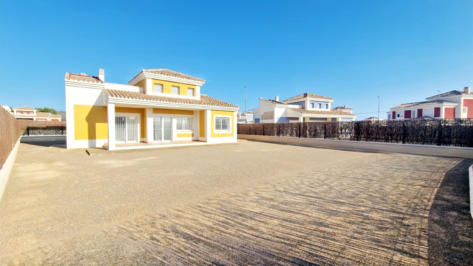 3 soverom Villa til salgs i Lorca med svømmebasseng garasje - € 254 000 (Ref: 8567842)