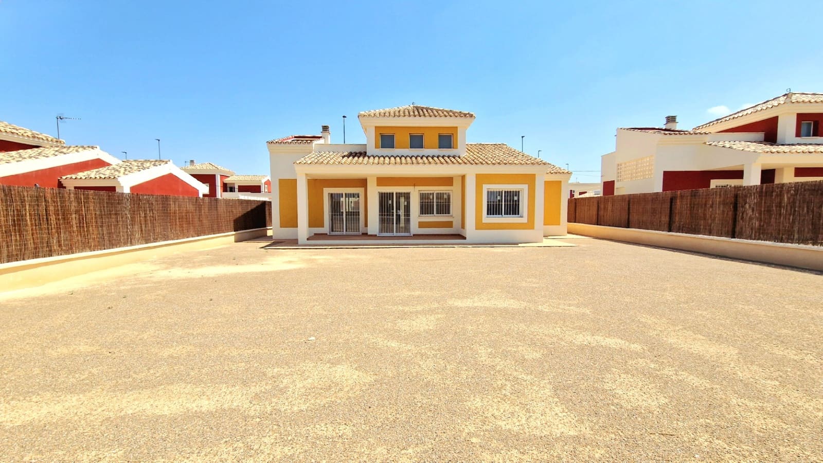 3 soverom Villa til salgs i Lorca med svømmebasseng garasje - € 254 000 (Ref: 8567842)