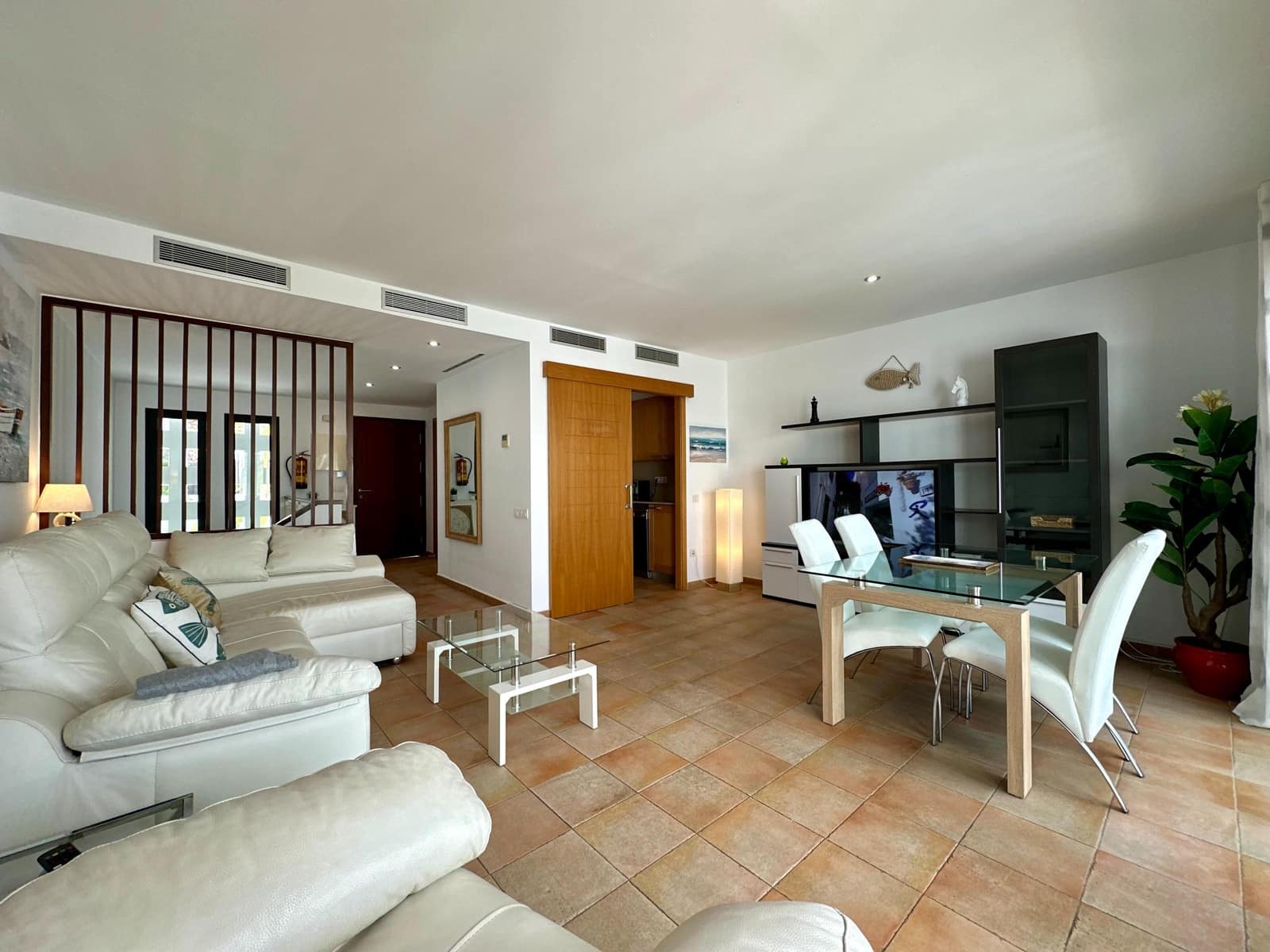 3 soveværelse Byhus til leje i Mojacar med swimmingpool garage - € 1.350 (Ref: 8964220)