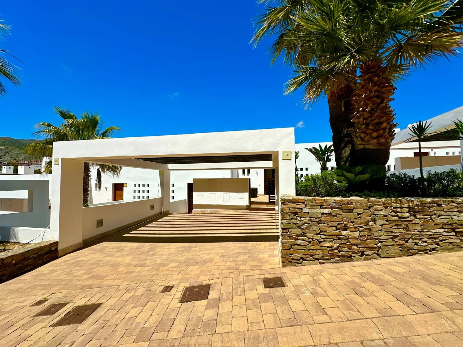 3 soveværelse Byhus til leje i Mojacar med swimmingpool garage - € 1.350 (Ref: 8964220)