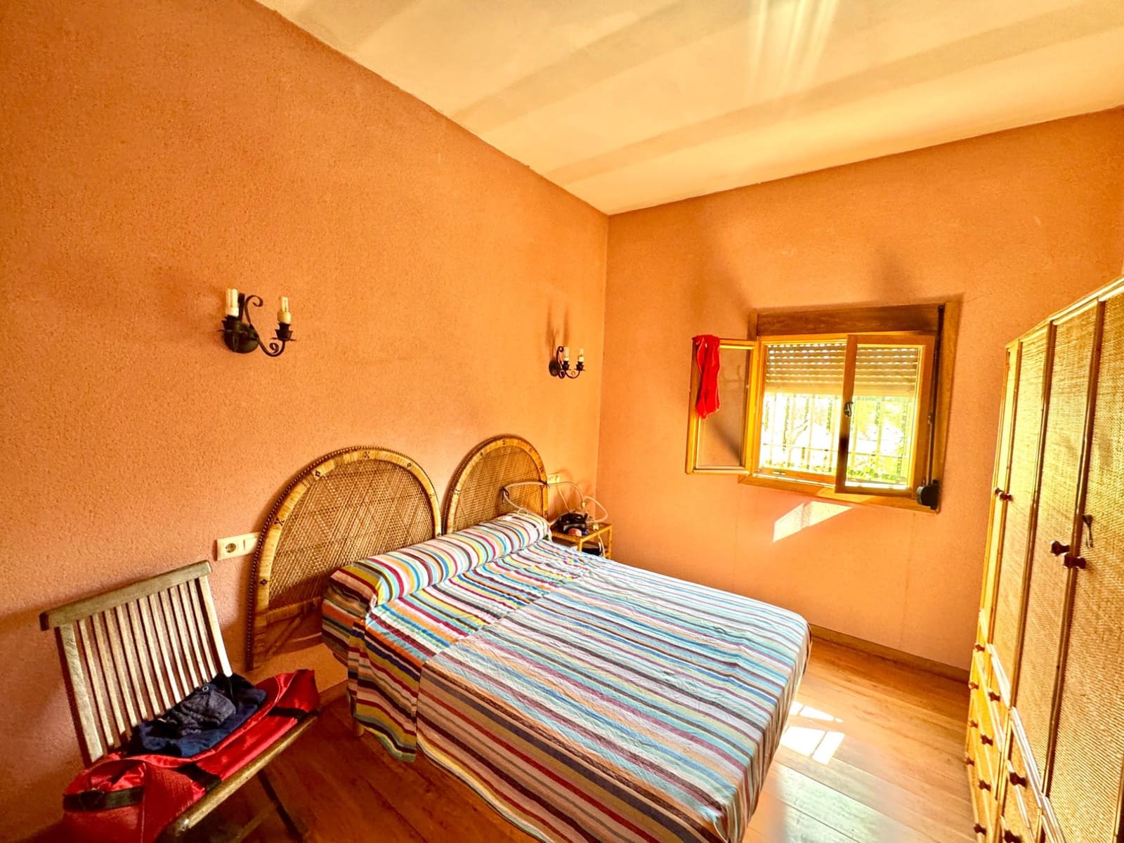 2 soveværelse Finca/Landehus til salg i Sierra Nevada - € 220.400 (Ref: 9100490)