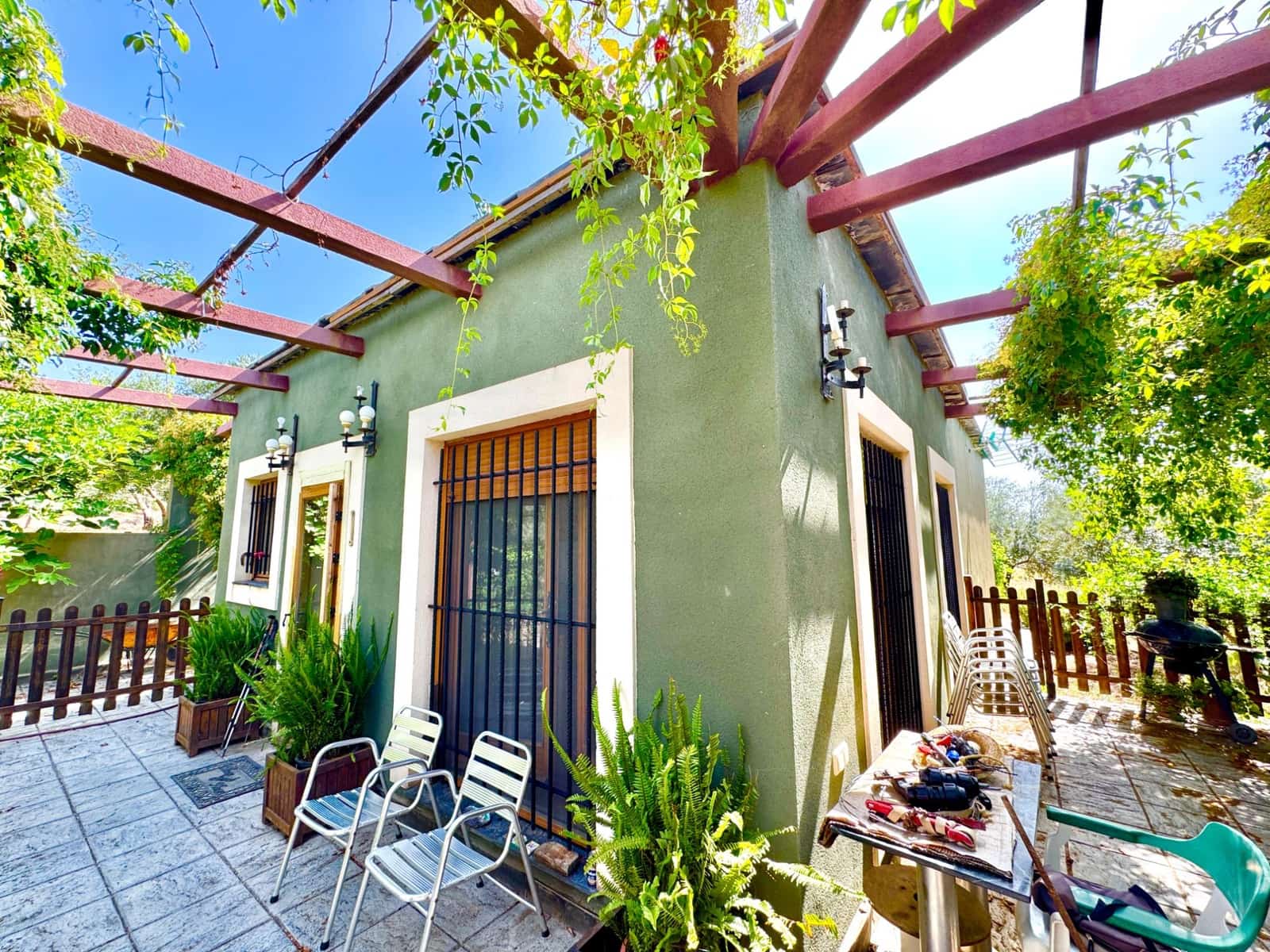 2 soveværelse Finca/Landehus til salg i Sierra Nevada - € 220.400 (Ref: 9100490)