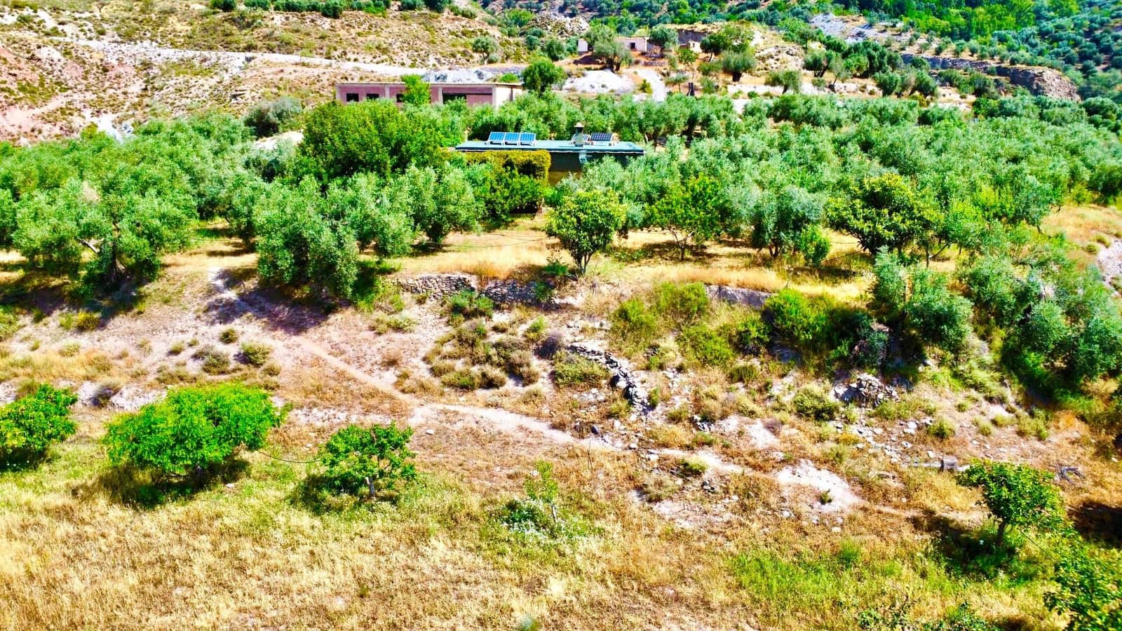 2 soveværelse Finca/Landehus til salg i Sierra Nevada - € 220.400 (Ref: 9100490)