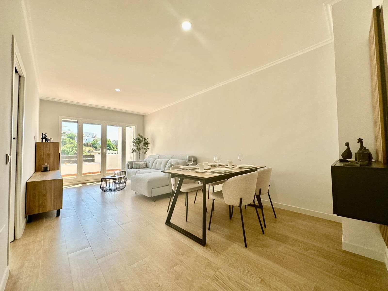 2 soveværelse Lejlighed til salg i Mojacar med swimmingpool garage - € 275.000 (Ref: 9106310)