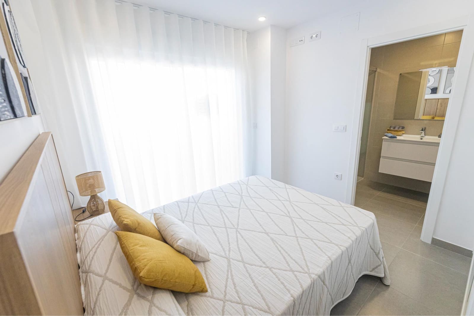 2 soverom Leilighet til salgs i La Manga del Mar Menor med svømmebasseng garasje - € 196 028 (Ref: 9111865)