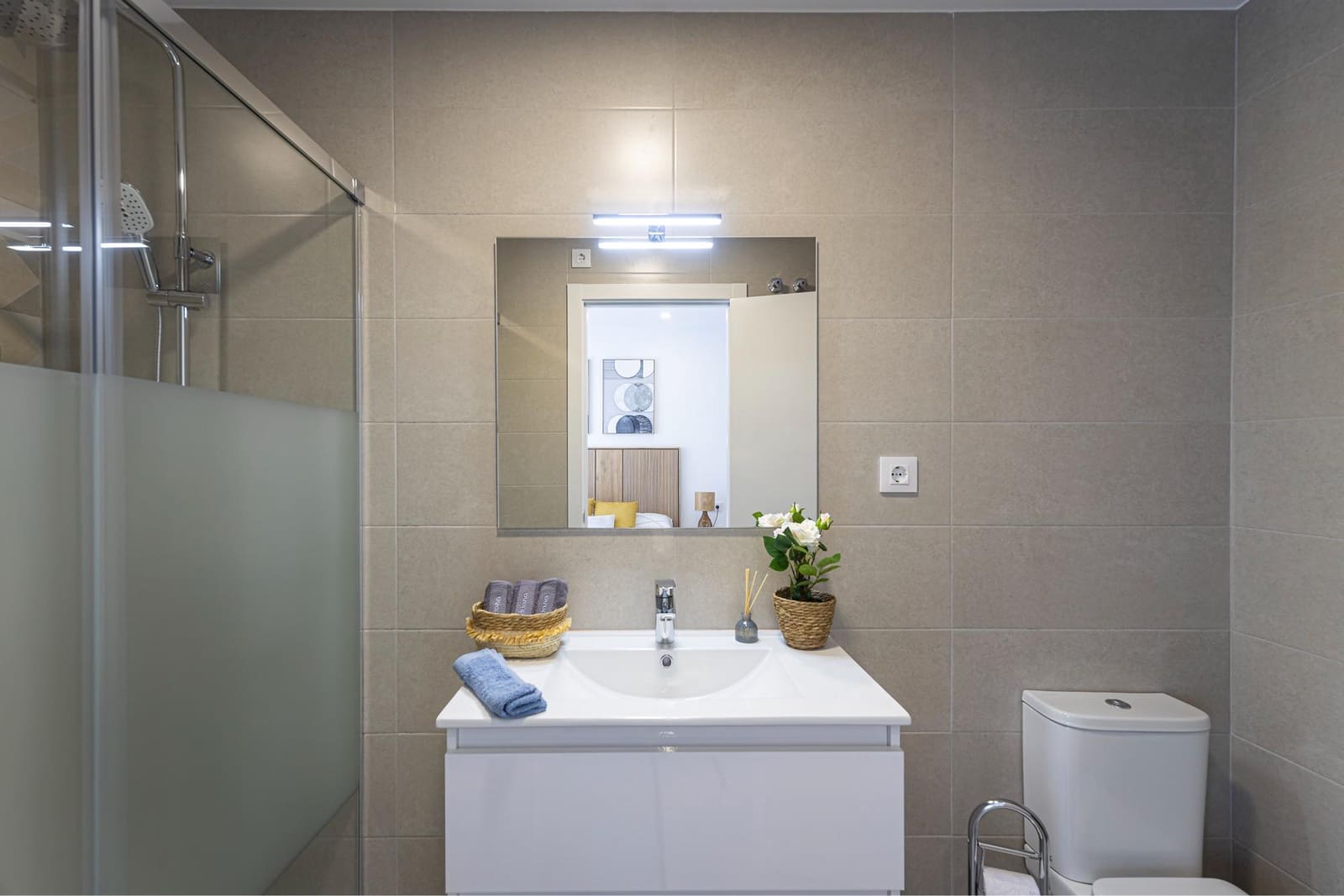 2 soverom Leilighet til salgs i La Manga del Mar Menor med svømmebasseng garasje - € 196 028 (Ref: 9111865)