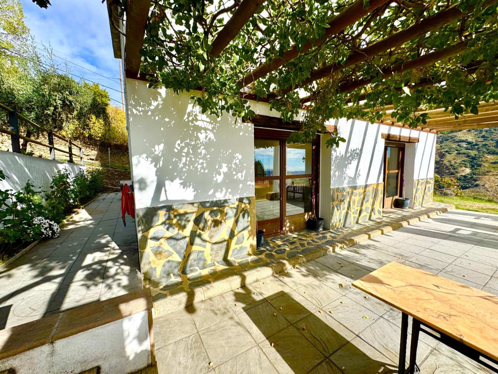 6 soverom Villa til salgs i Berchules med svømmebasseng - € 280 000 (Ref: 9371749)