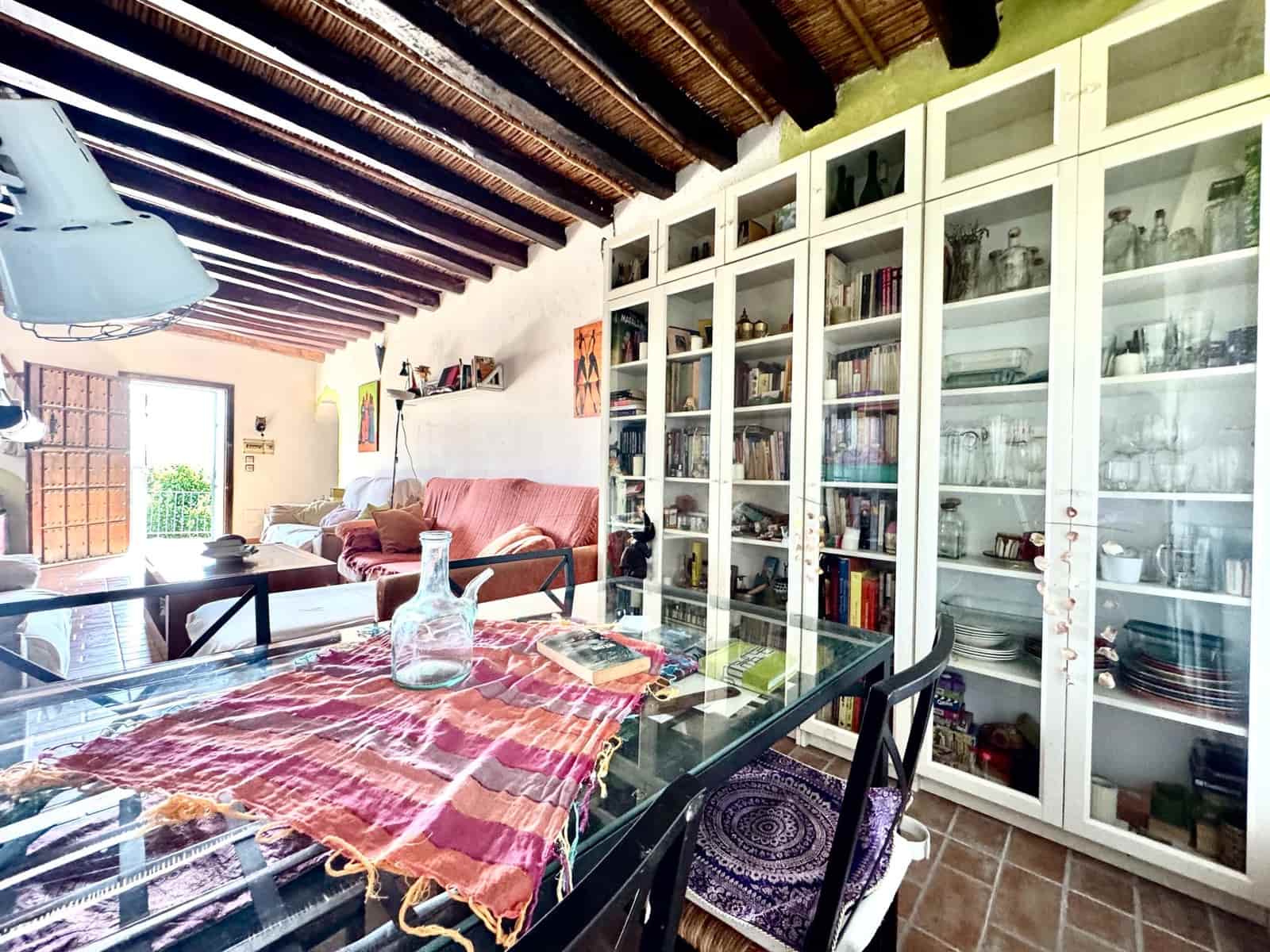 4 bedroom Villa for sale in Valor with garage - € 155,000 (Ref: 9387495)