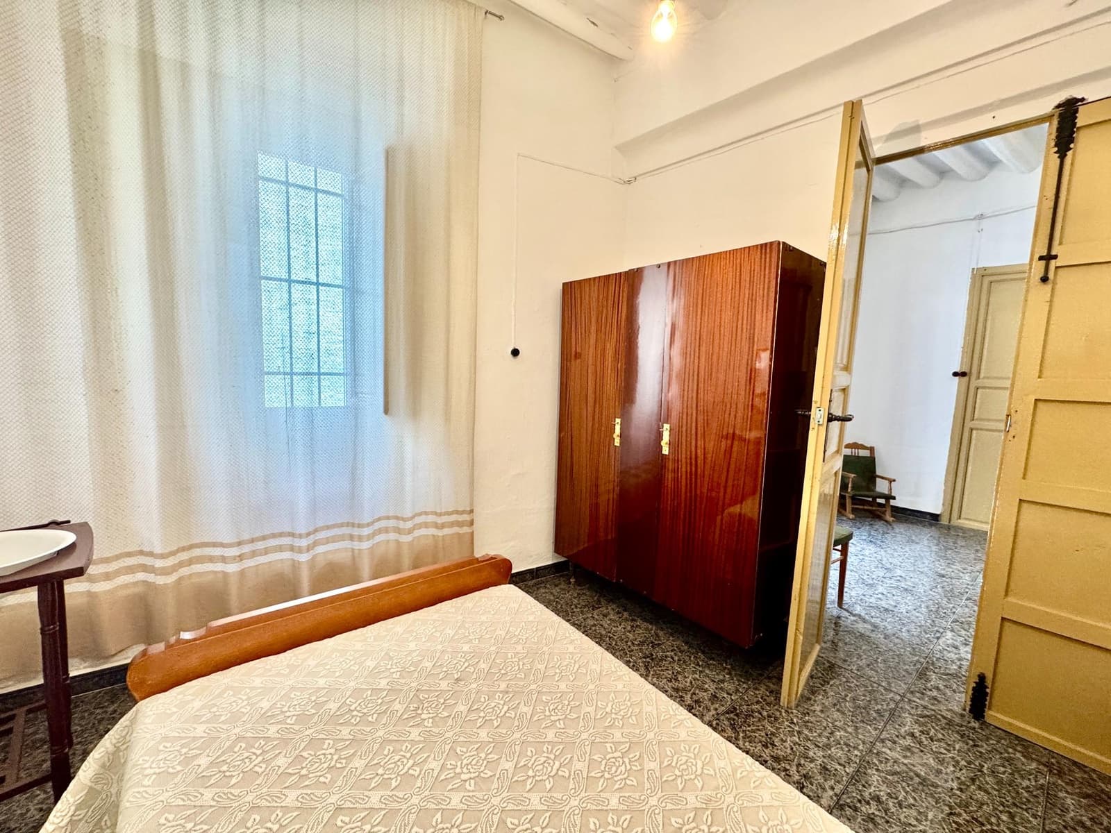 12 soverom Villa til salgs i Laroles med garasje - € 129 500 (Ref: 9387497)