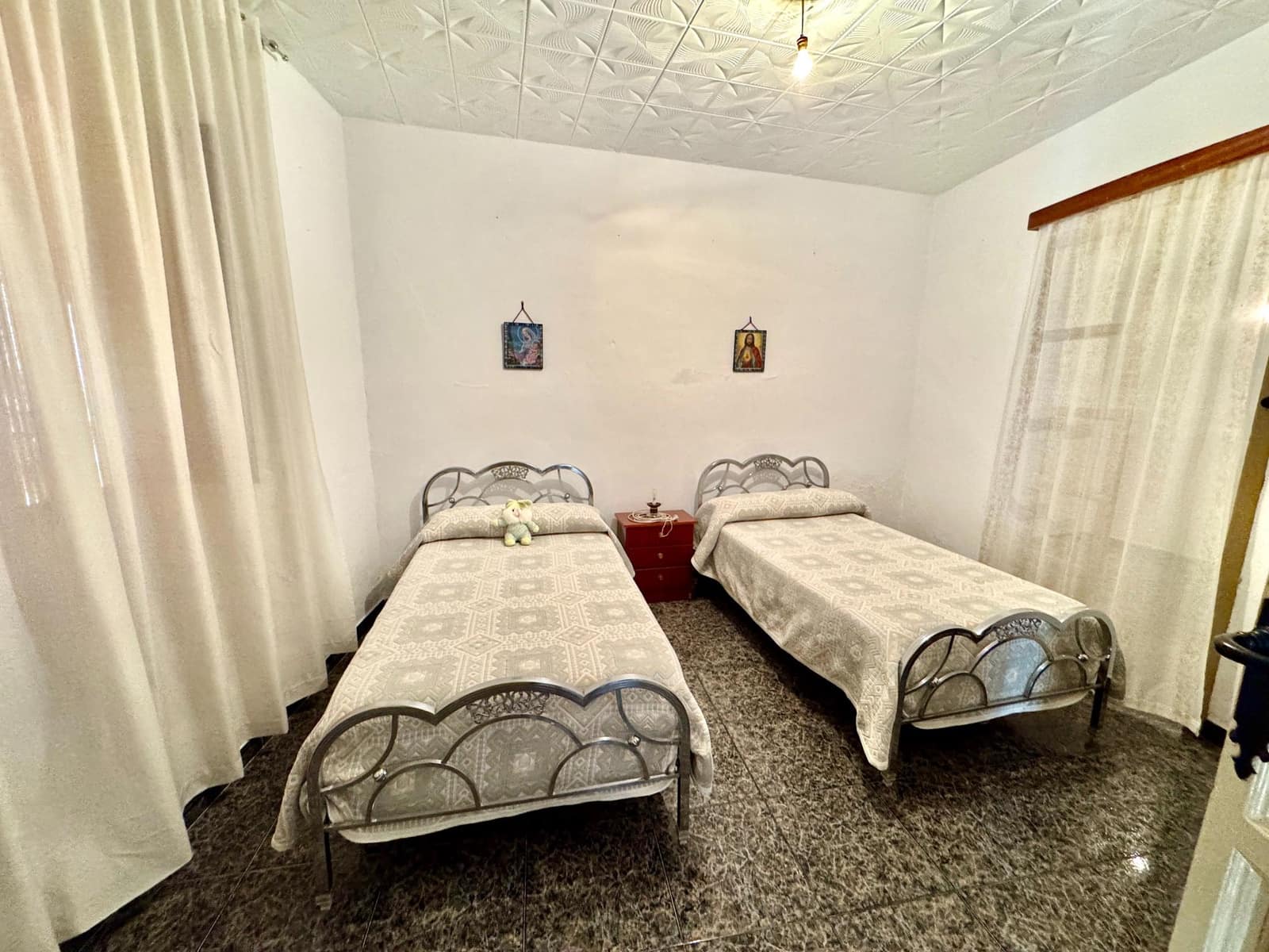 12 soverom Villa til salgs i Laroles med garasje - € 129 500 (Ref: 9387497)