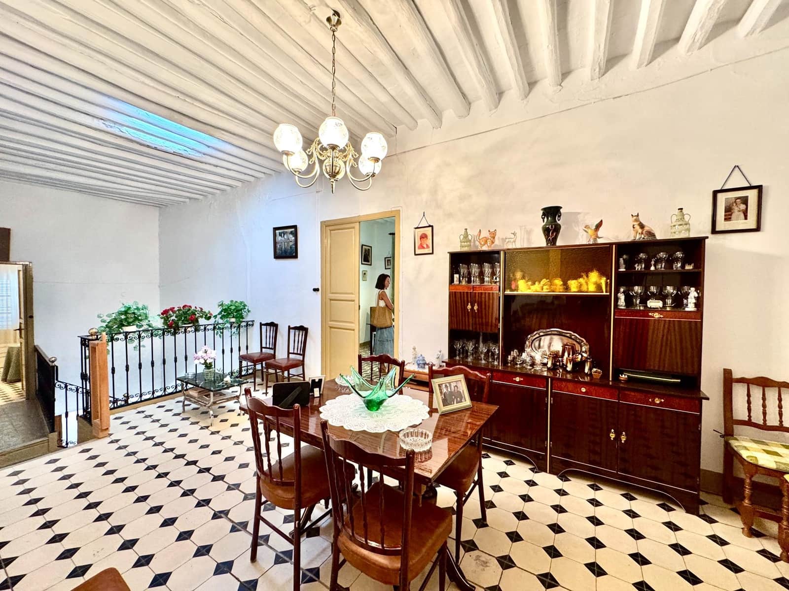 12 soverom Villa til salgs i Laroles med garasje - € 129 500 (Ref: 9387497)