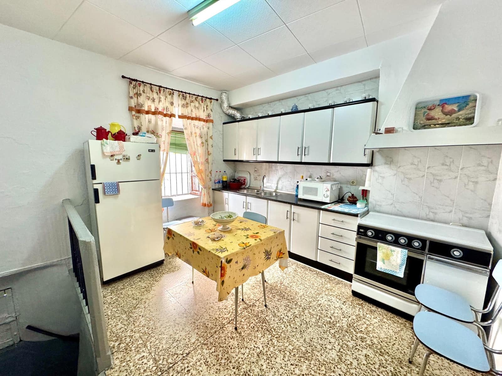 12 soverom Villa til salgs i Laroles med garasje - € 129 500 (Ref: 9387497)