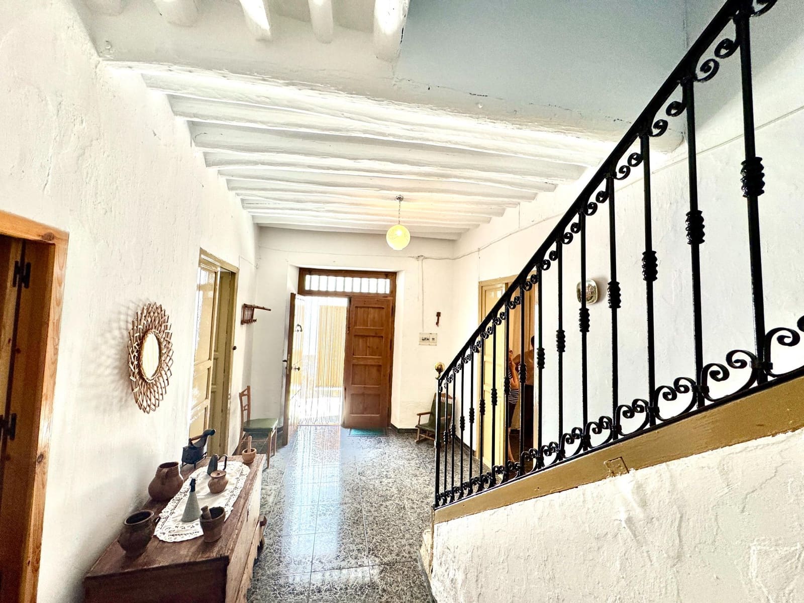 12 soverom Villa til salgs i Laroles med garasje - € 129 500 (Ref: 9387497)