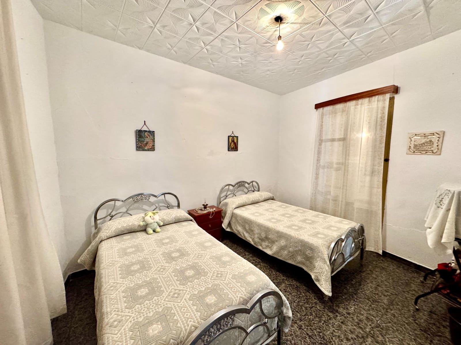 12 soverom Villa til salgs i Laroles med garasje - € 129 500 (Ref: 9387497)