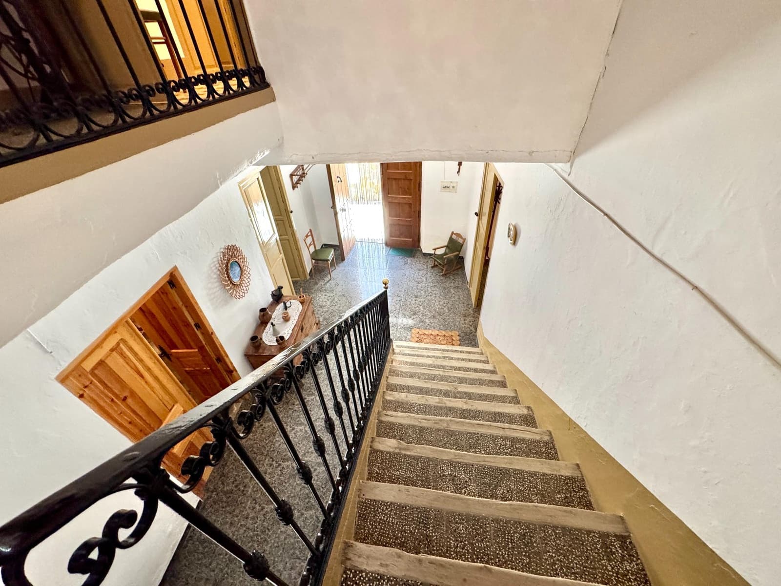 12 soverom Villa til salgs i Laroles med garasje - € 129 500 (Ref: 9387497)