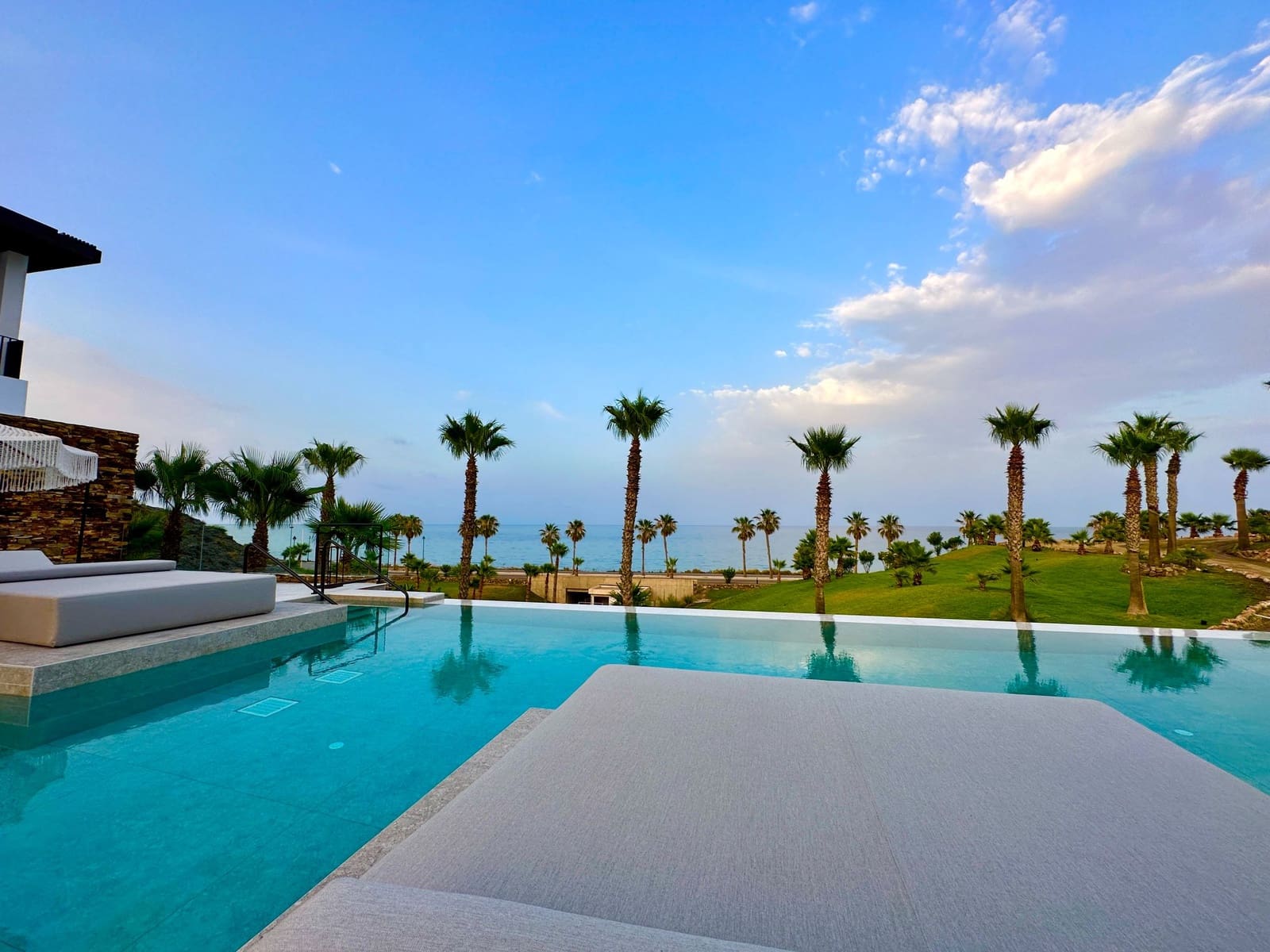 3 sovrum Takvåning att hyra i Mojacar med pool garage - 1 495 € (Ref: 9390178)