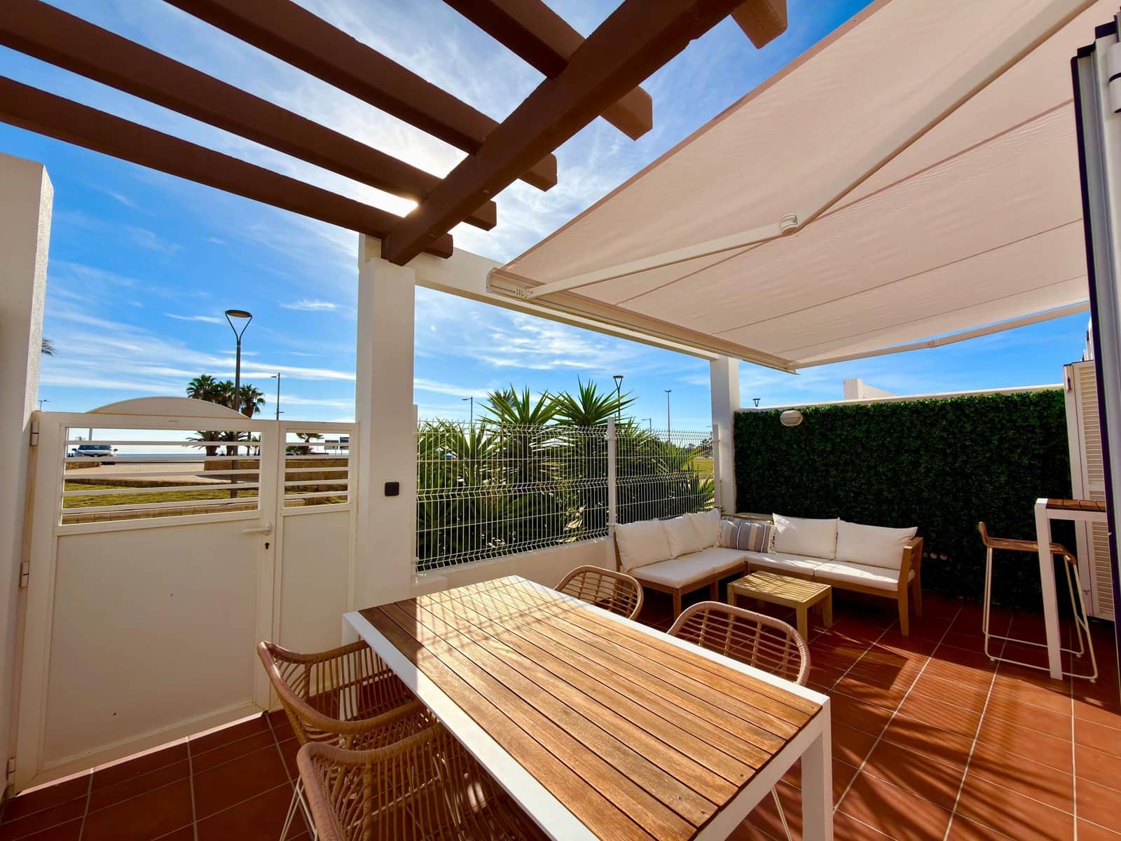 3 bedroom Bungalow for rent in Mojacar with pool garage - € 1,350 (Ref: 9390179)